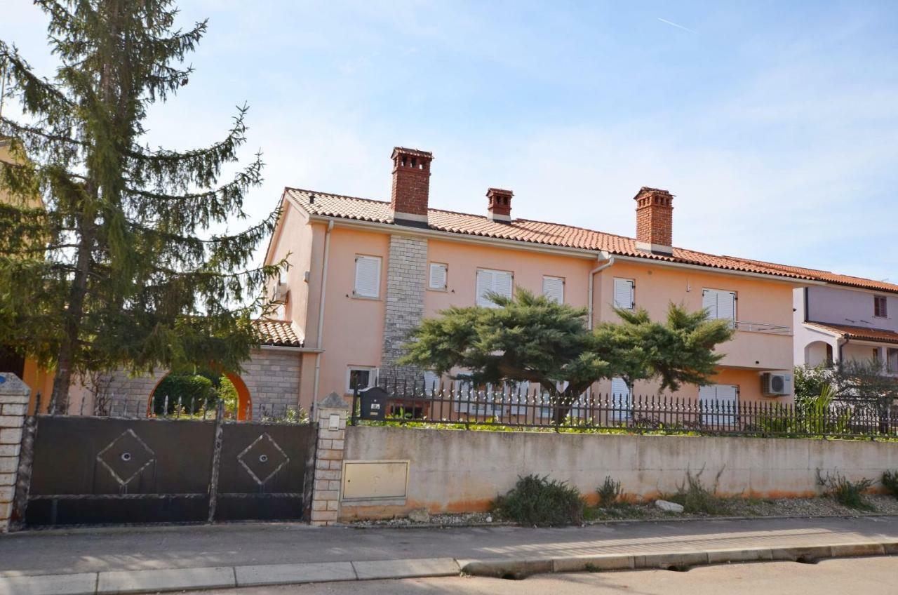 Villa Di Te Nema بولا المظهر الخارجي الصورة